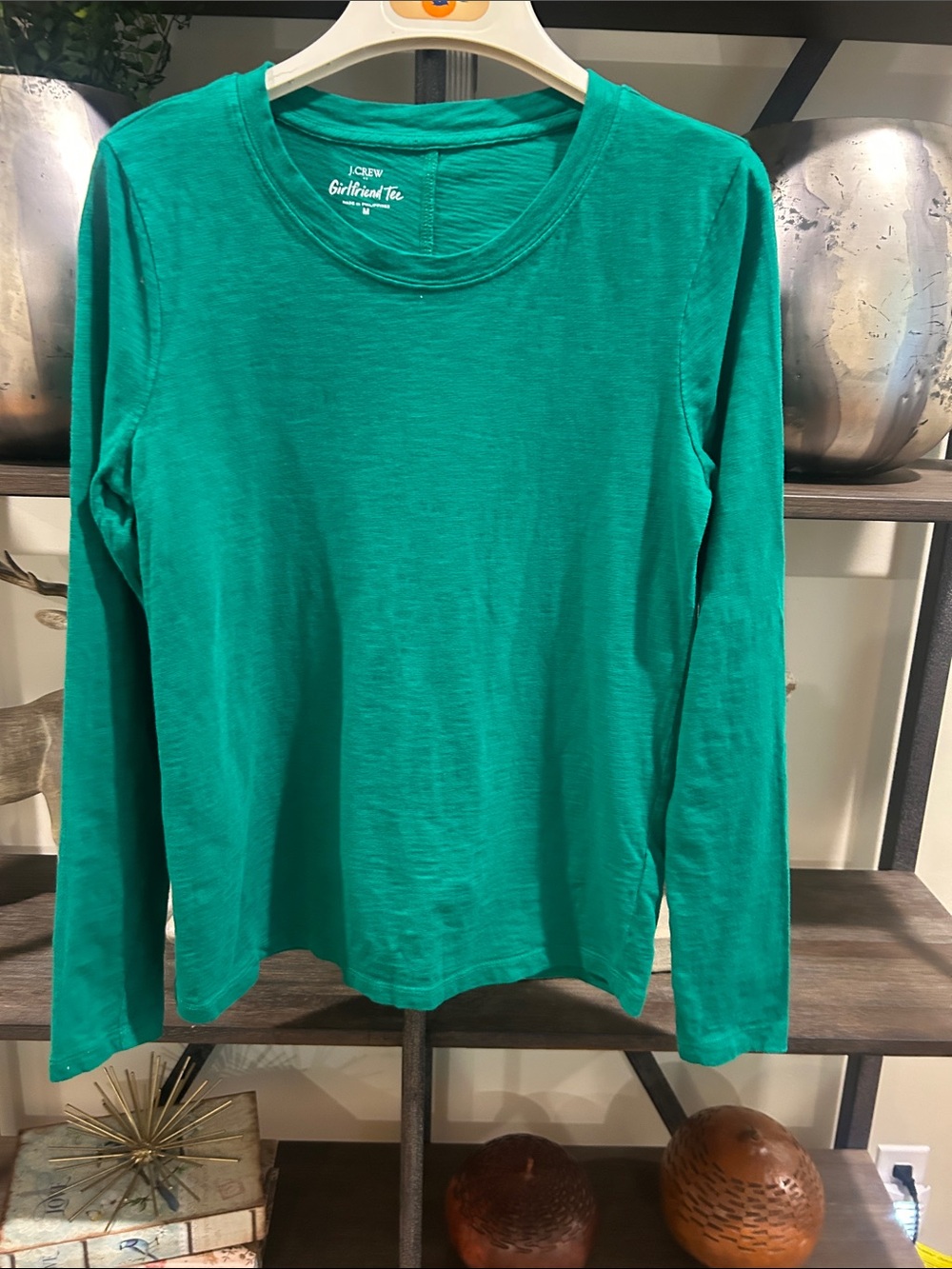 J. Crew Girlfriend Long-Sleeve Tee in Green small
